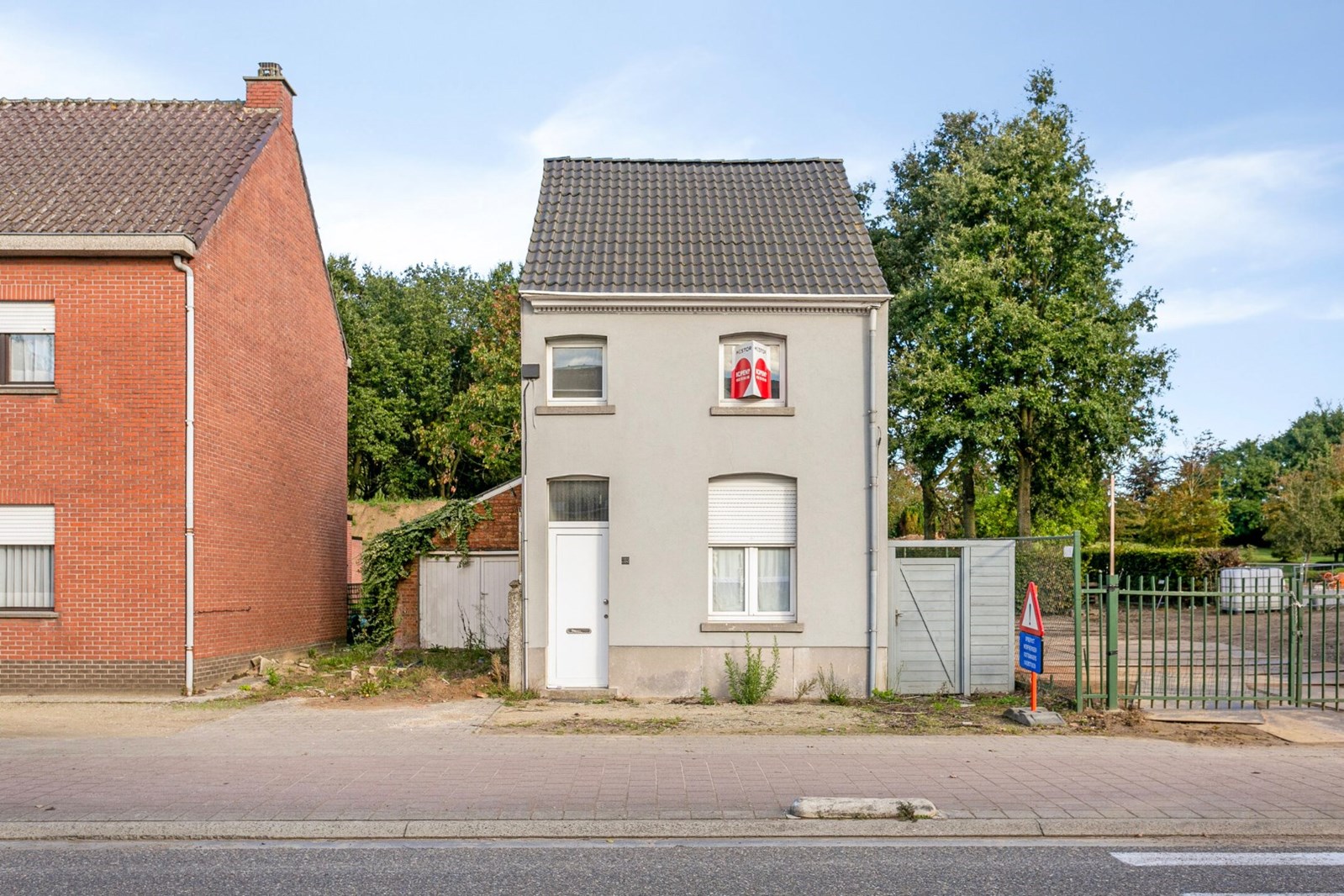 Te renoveren woning met veel potentieel in Tielrode 