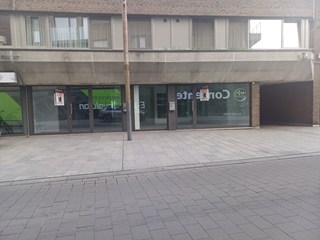 Te huur - Winkelruimte - Pelt