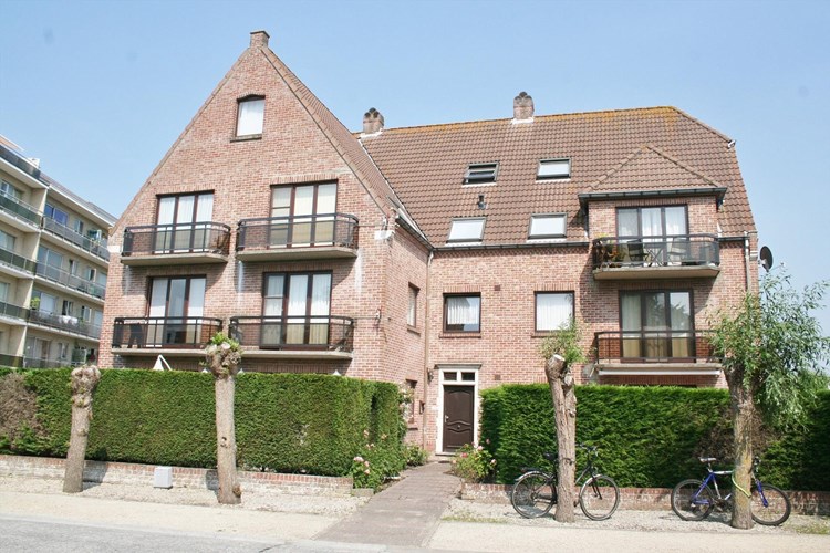 Residentieel gelegen appartement met garage in De Haan 
