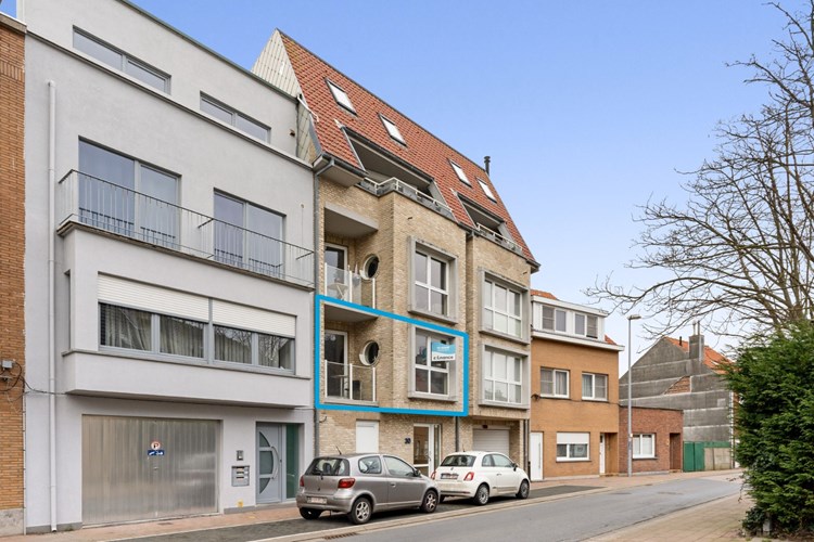Recent &amp; instapklaar appartement met verrassend ruim terras te Bredene 