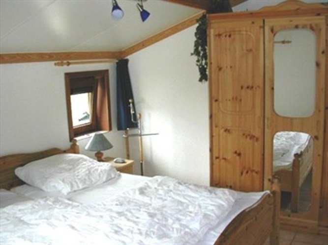 M&#246;bliertes Ferienhaus V40 mit 3 Schlafzimmern, gelegen im Ferienpark Village Park in De Haan. 