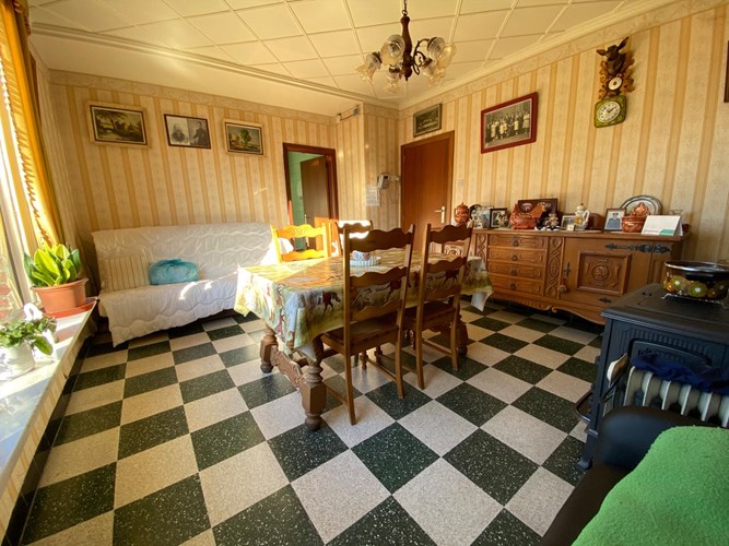 Rustig gelegen alleenstaande woning met 3 slaapkamers te Koekelare 