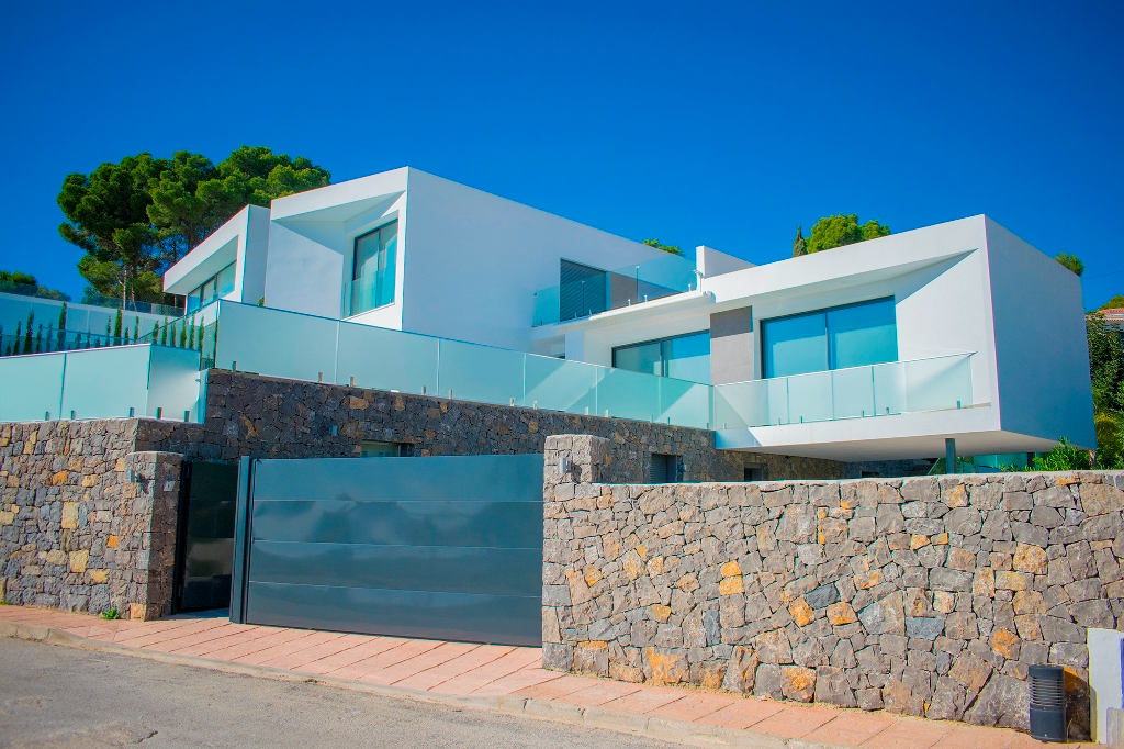 Villa in moderne stijl, met uitzicht op zee aan de kust van Benissa (Costa Blanca, Alicante)
