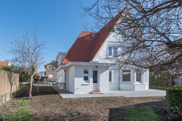 Gerenoveerde villa 3 slpks in de Dumontwijk te De Panne 