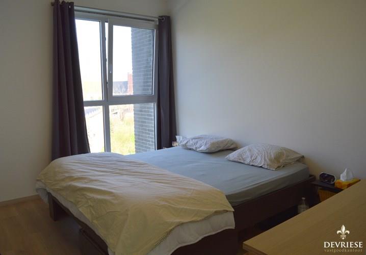 Recent 2 slaapkamer appartement met terras in hartje Gullegem 