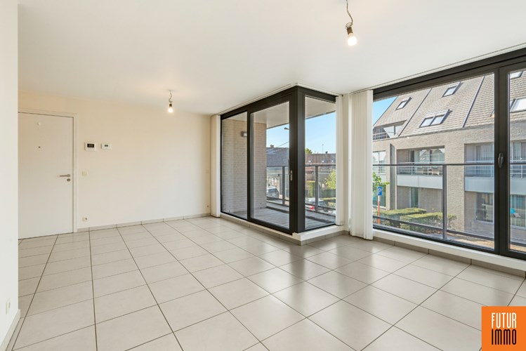 Lichtrijk 2-slpk appartement met centrale ligging 