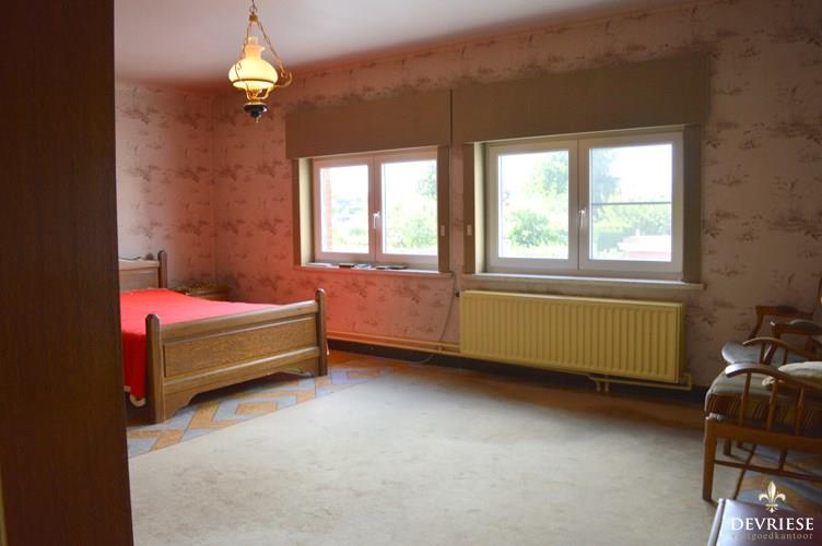 Ruime gezinswoning met 3 slaapkamers in Bellegem met vlotte bereikbaarheid 