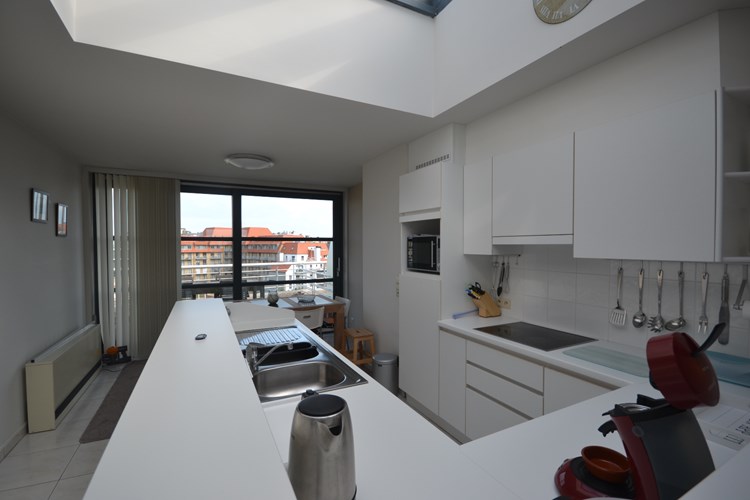 Zonnig appartement met 3 slaapkamers en 3 terrassen centraal en rustig gelegen nabij  de zeedijk van Oostduinkerke 