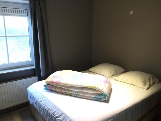 Gelijkvloers appartement 2 slpk met groot zonneterras 
