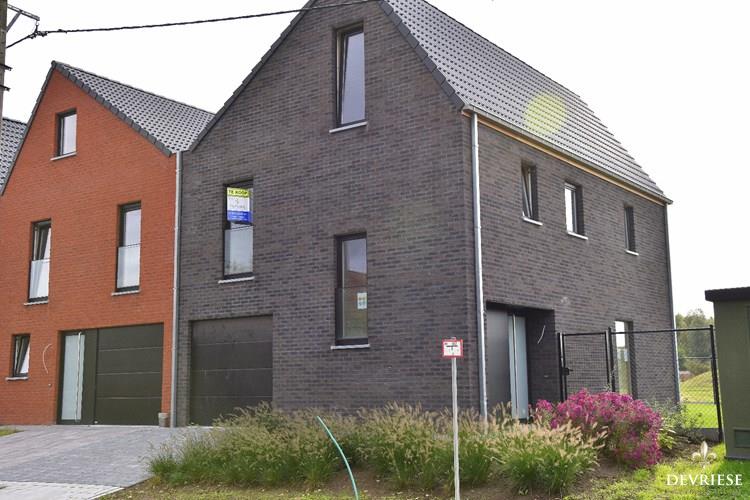 43 Nieuwbouwwoningen met kindvriendelijke ligging in de Oogststraat in Heule 