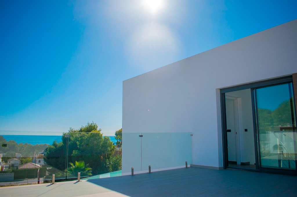  Villa in moderne stijl, met uitzicht op zee aan de kust van Benissa (Costa Blanca, Alicante)
