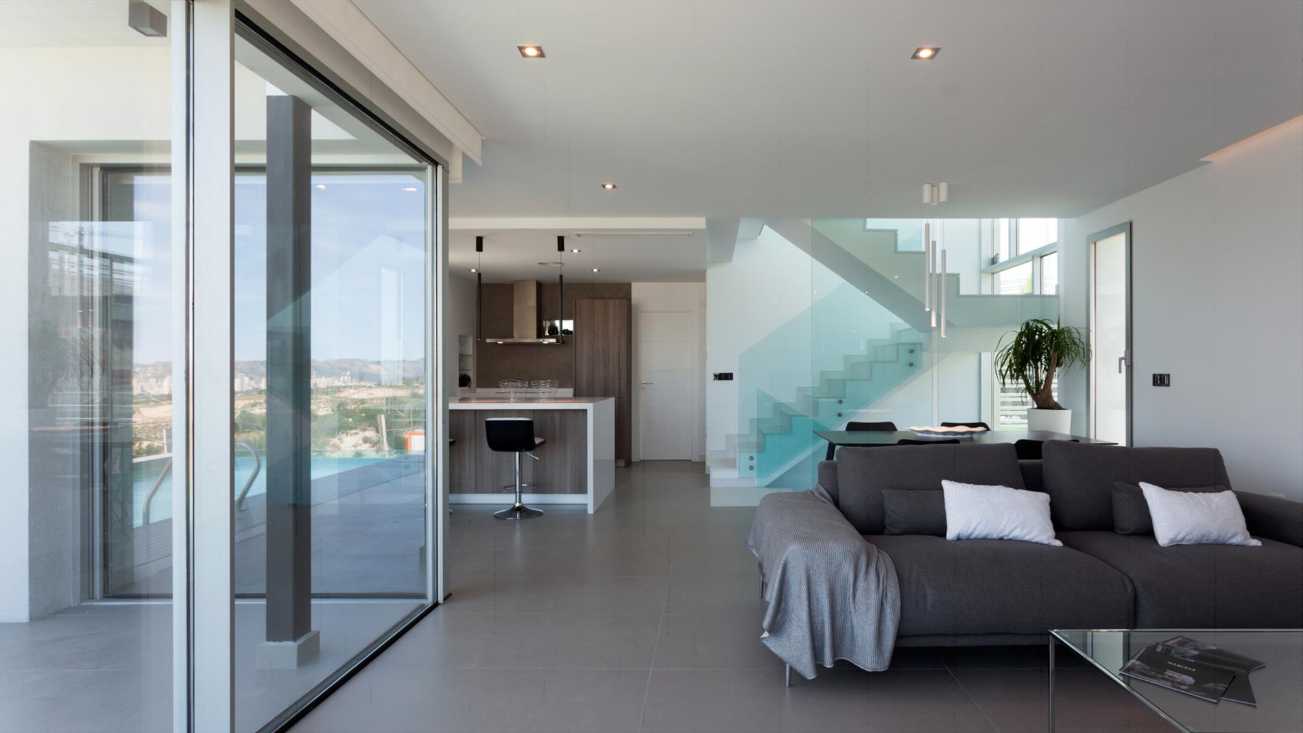 Luxe villa te koop met zeezicht in Balcon de Finestrat.
