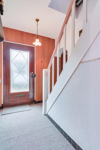 Vrijstaande levensloop bestendige woning, vrije ligging op 1800 m2 eigen grond met veel privacy. 