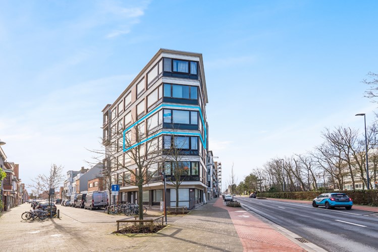 Uiterst lichtrijk appartement met prachtig open groen zicht te Oostende! 