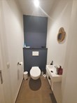 apart toilet