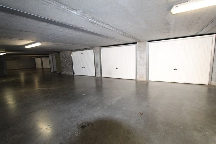 1 ondergrondse garage te huur centrum Koekelare 