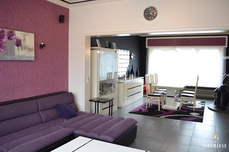 Karaktervolle bel-&#233;tage woning met 5 slaapkamers vlakbij het centrum van Kortrijk ! 