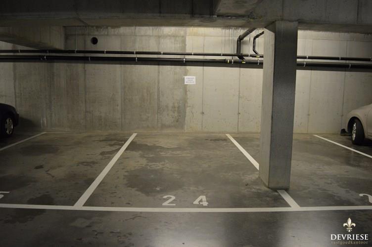Ondergrondse parkeerplaats te Wevelgem 