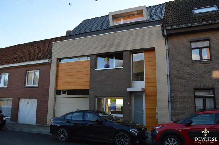 Instapklaar duplex App met adembenemed zicht in centrum Bellegem 
