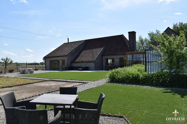 Landelijk gelegen villa met vergezicht te koop in Bellegem 