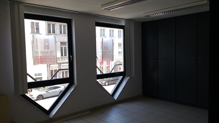 kantoorgebouw te Keizersplein centrum Aalst 
