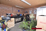 Goed onderhouden woning met garage en tuin 