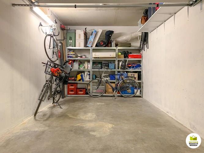 Recent 2 slpk appartement (115 m2) met terras van (41 m2) en een ondergrondse garagebox 