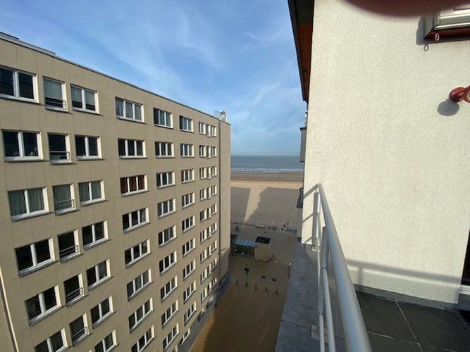 Gemeubelde penthouse te huur op een prachtige ligging in hartje Oostende! 