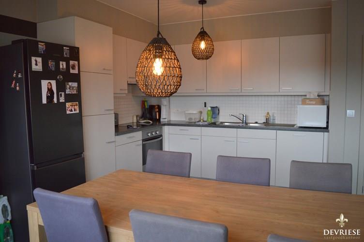 Recent energiezuinig appartement met 2 slaapkamers in Harelbeke/Stasegem 