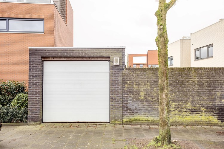 Wil je ruim en fijn wonen in Rijen op een rustige kindvriendelijke locatie in de wijk “De Vliegende Vennen”? 