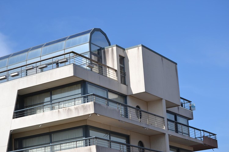Res Nausicaa : zonnig penthouse  met ruime terrassen 