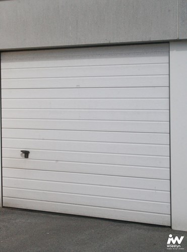 Ger&#228;umige Garage in Bredene-D&#252;nen 