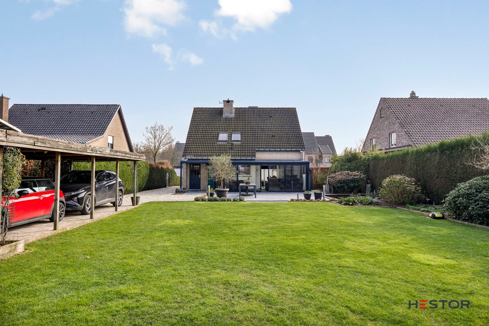 Energiezuinige villa met groot perceel te Sint-Pauwels 