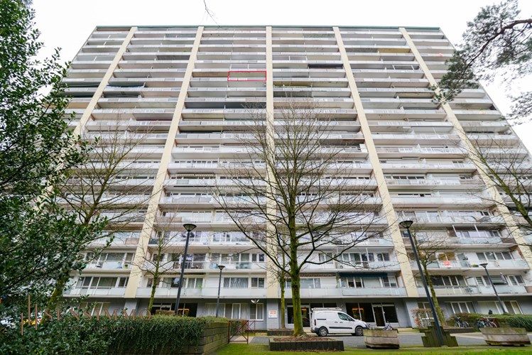 Modern Appartement met Twee Balkons en Kelderberging nabij Genk Centrum 