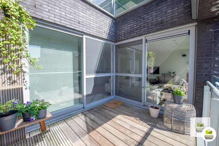 Ruim en energiezuining appartement met 2 slaapkamers, gezellig terras in centrum Ruiselede 