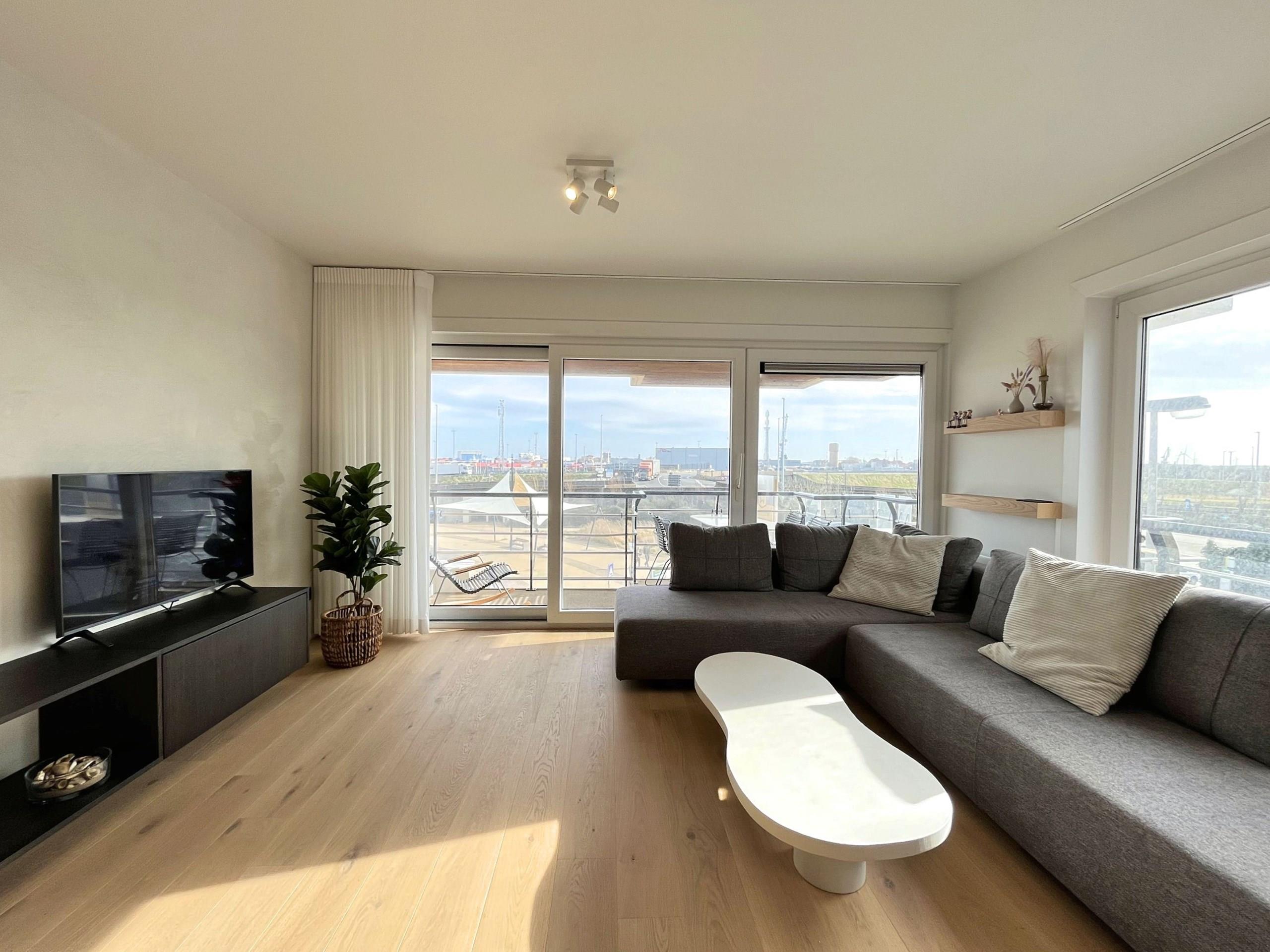 Gerenoveerd appartement aan het strand van Zeebrugge 