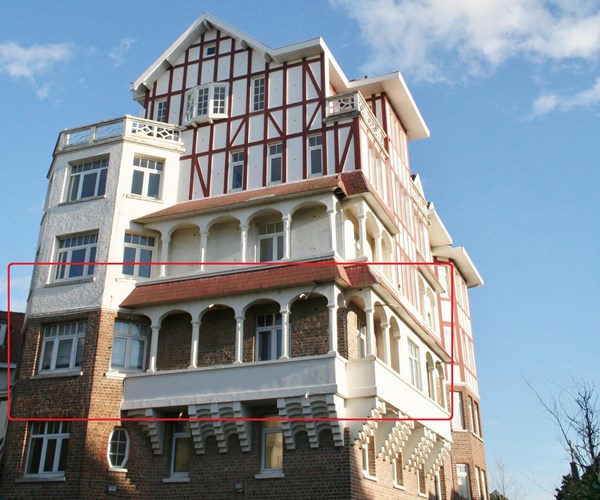 Ruim appartement met 2 slaapkamers nabij het strand te De Haan. 