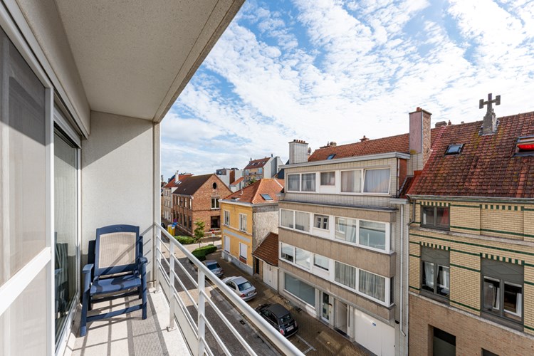 Instapklaar appartement met 2 slaapkamers en 2 terrassen te Oostende 