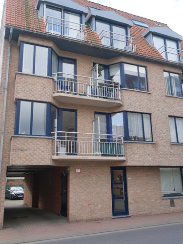 Appartement duplex habitable de suite,  avec parking &#224; Bredene 