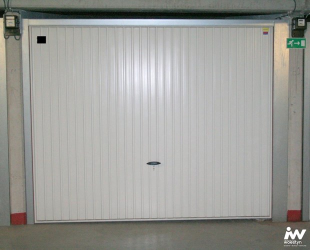 Garage zu verkaufen | mit option - unter restriktionen in De Haan