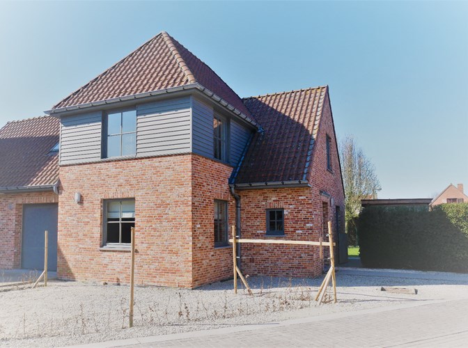 Relativ neues Haus mit 4 Schlafzimmern in De Haan 