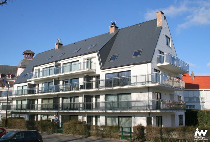 Bezugsfertige Wohnung mit privatem  Autostellplatz mitten im Konzessionsviertel von De Haan 