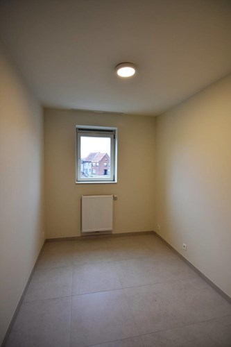 Mooi nieuwbouw 2-slpk appartement tussen Roeselare en Rumbeke 