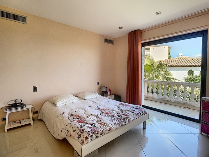 Prachtig pand met uitzicht op de Golf de Sainte-Maxime - 4 slaapkamer villa 