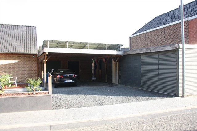Carport & garage
