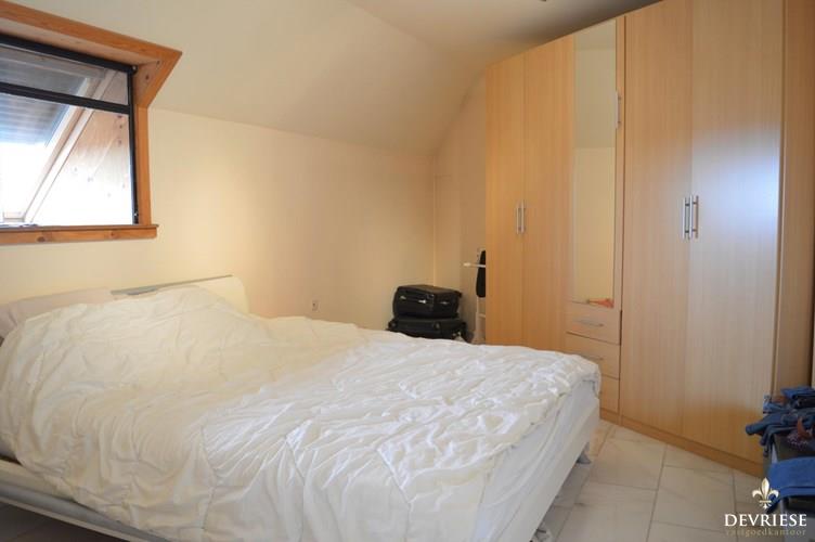 2 slaapkamer appartement in hartje Rollegem-Kapelle 