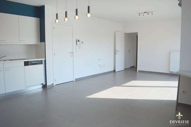 Recent energiezuinig appartement met 2 slaapkamers in Harelbeke/Stasegem 