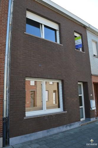 Toffe woning  met 3 slaapkamers en ruime tuin op de rand van Kortrijk en Heule 