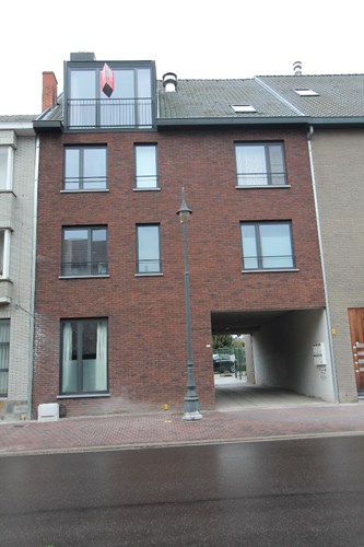 Mooi duplex-appartement 3&#176;verdieping in centrum met 1 slaapkamer - garage - terras 
