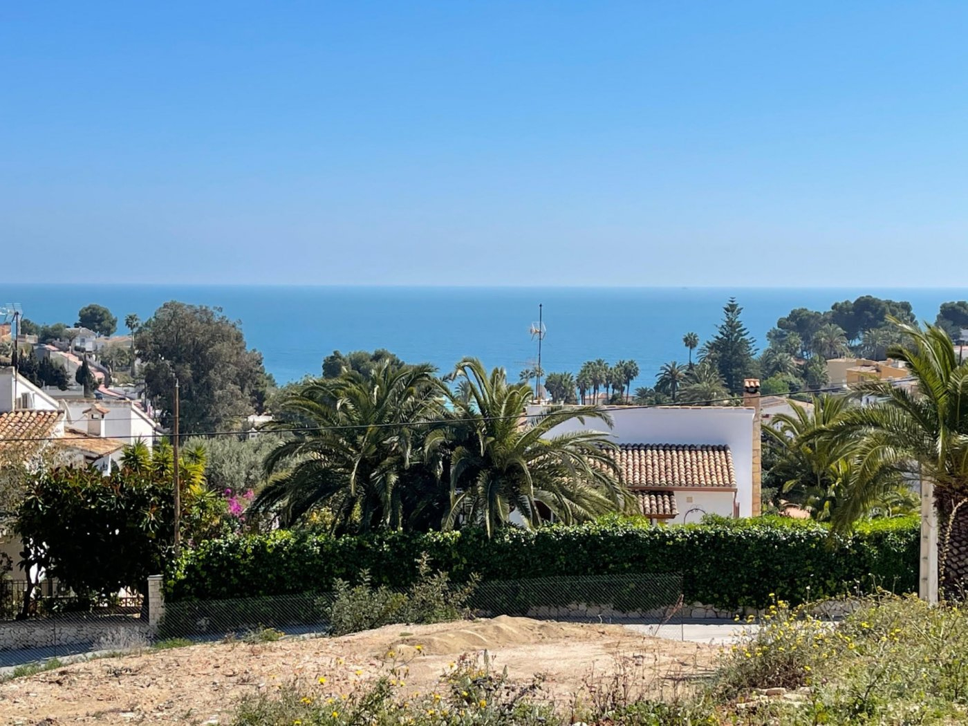 BENISSA : Prachtige villa op unieke locatie met zicht op de Middellandse Zee!
